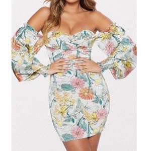 Floral dress - Pretty Little Thing